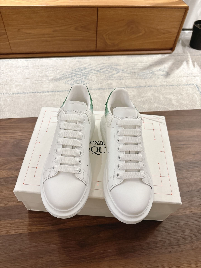 a1exa*der Mcqv*en sneakers